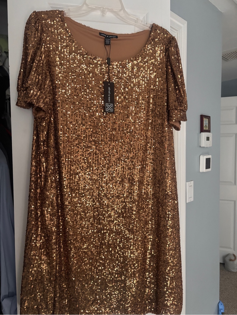 Cable & Gauge Copper Sequin Shift Dress never worn - Picture 4 of 4